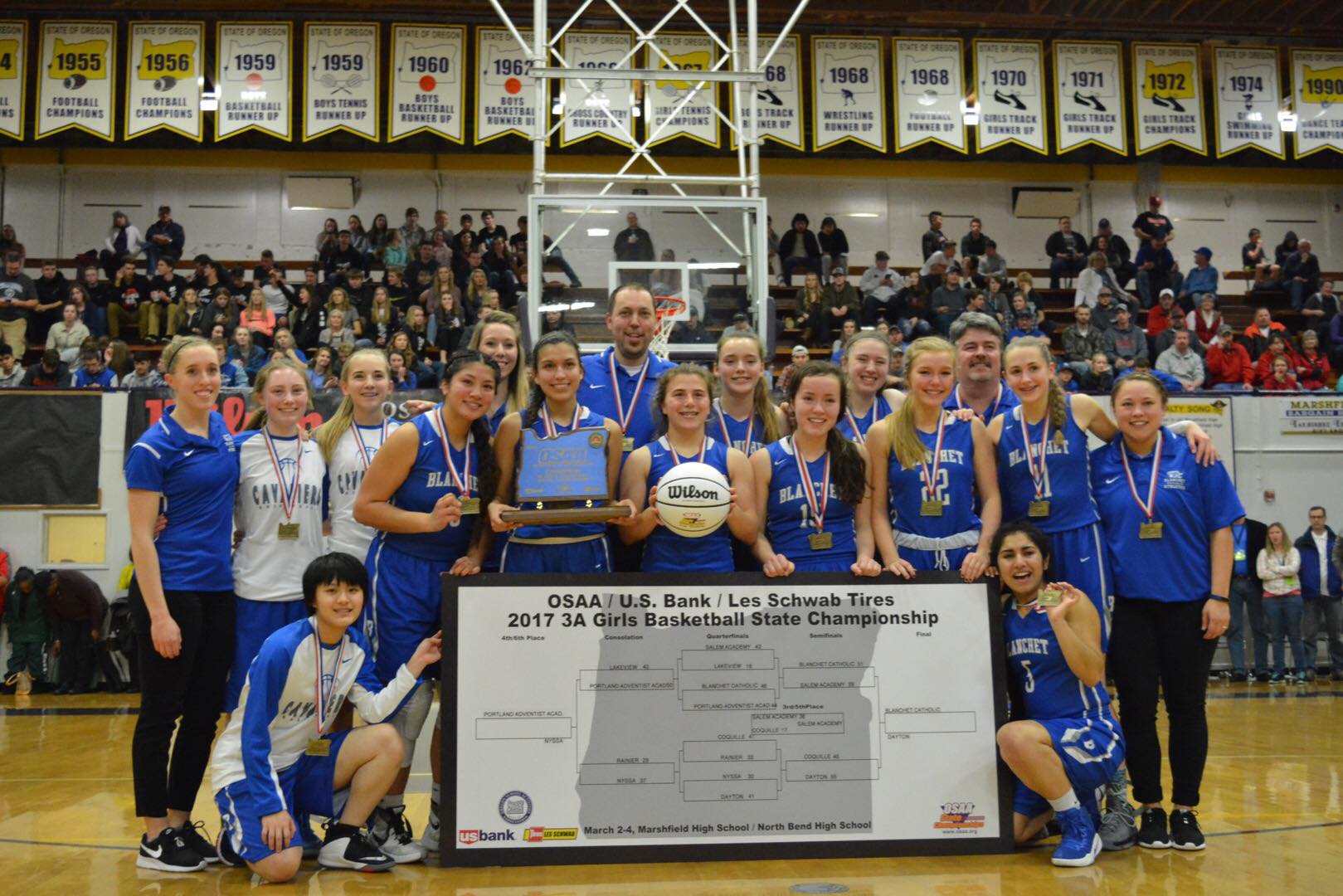 the 2017 Blanchet Girls Basketball Team - inducted into the Blanchet Catholic School Hall of Fame in October 2025 - and coached by Willamette alum Ron Hittner (back row on the right)