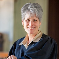 Virginia Linder JD'80